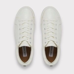 Steve Madden Ladies Court Sneaker | White | Size: 11 | $25.00